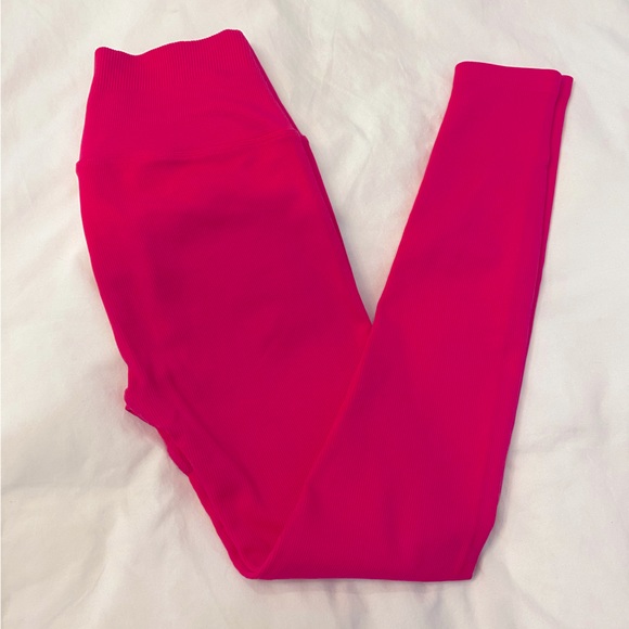 Spiritual Gangster Love Sculpt legging - Picture 4 of 9